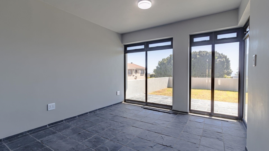 3 Bedroom Property for Sale in De Kelders Western Cape